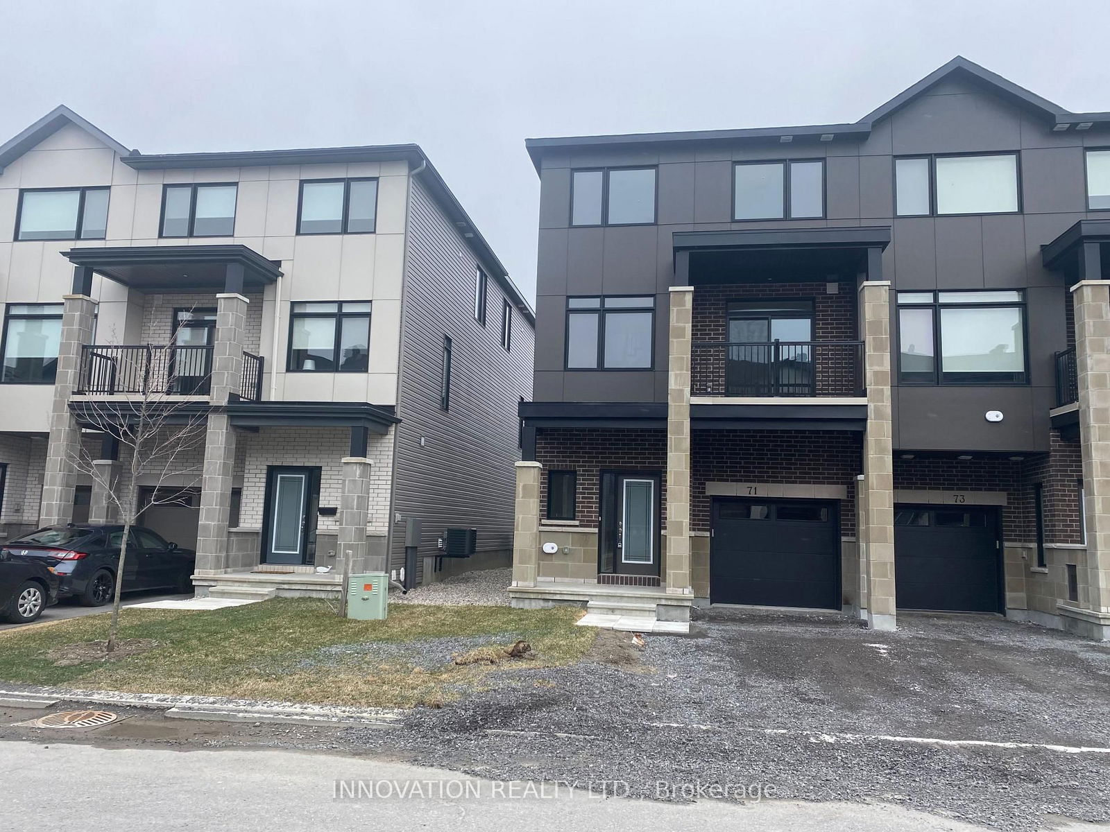 Townhouse sold at 71 ARINTO Place, Ottawa, Kanata - Emerald Meadows/Trailwest, K2S 2R6 - MLS: X12087984