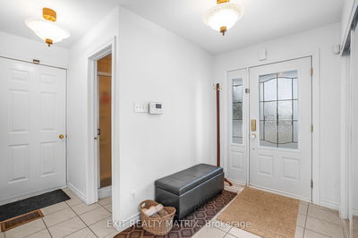 1552 Bay Rd, Champlain - Champlain Twp image-0-3