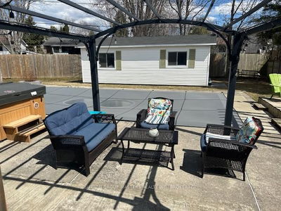 146 Harvard Pl, Loyalist - Amherstview image-0-3