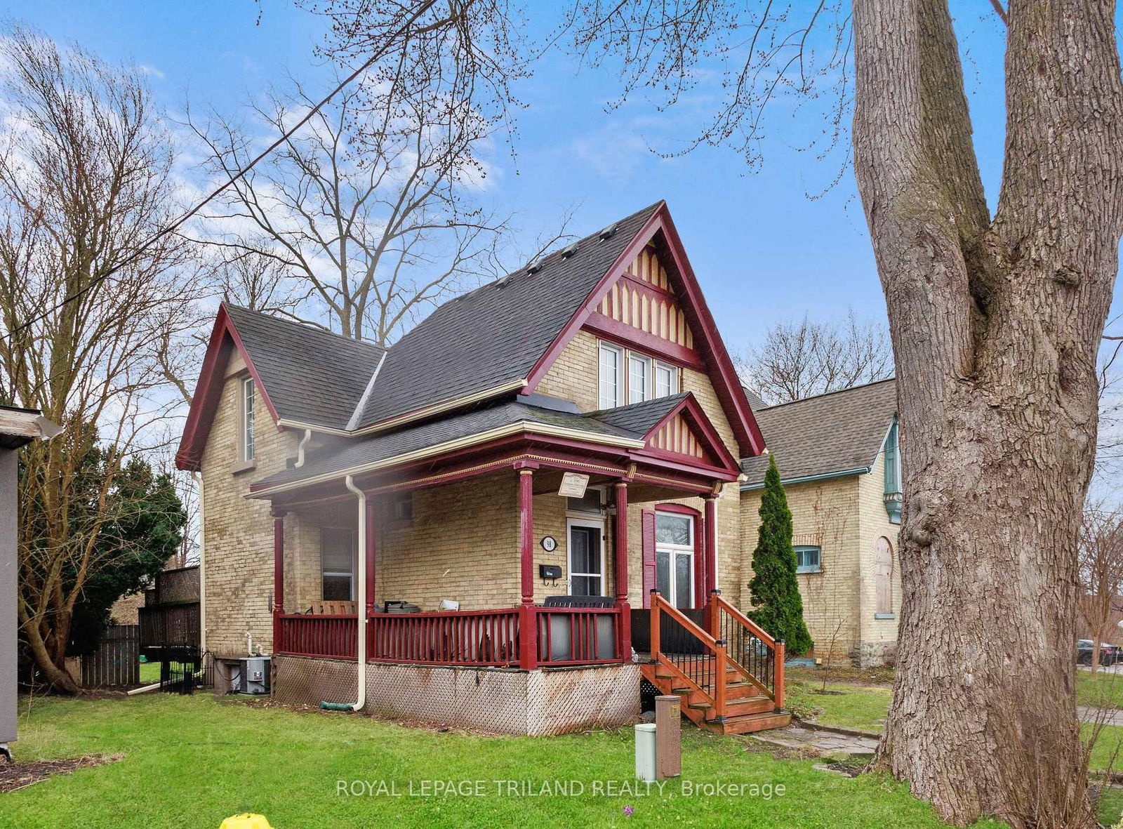 Detached House for sale at 98 STANLEY Street, London South, South F, N6C 1B1 - MLS: X12088253