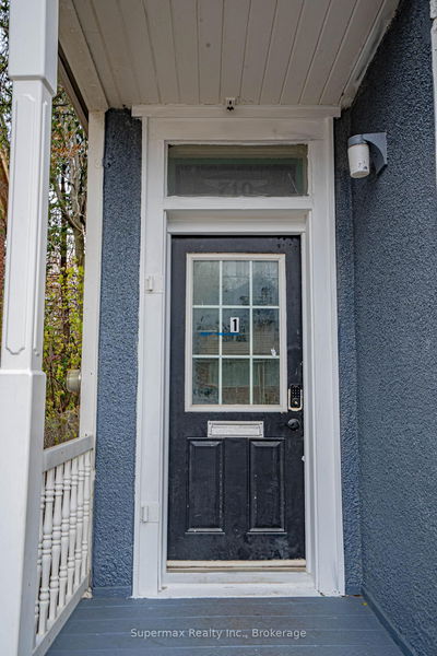 710 Adelaide St, London - East G image-0-2