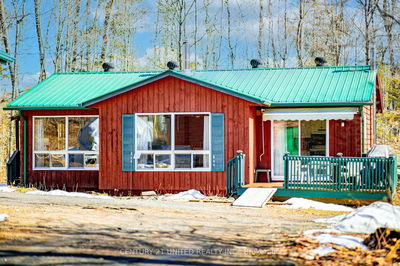 29 Clear Lake Crt, Hastings - Lake Ward image-0-1