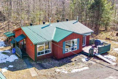 29 Clear Lake Crt, Hastings - Lake Ward image-0-3