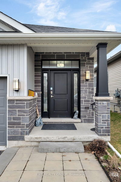 17 Ledgerock Crt, Quinte West -  image-0-3