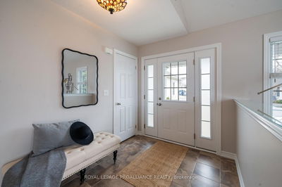 Unit 703 — 325 Densmore Rd, Cobourg - Cobourg image-0-1