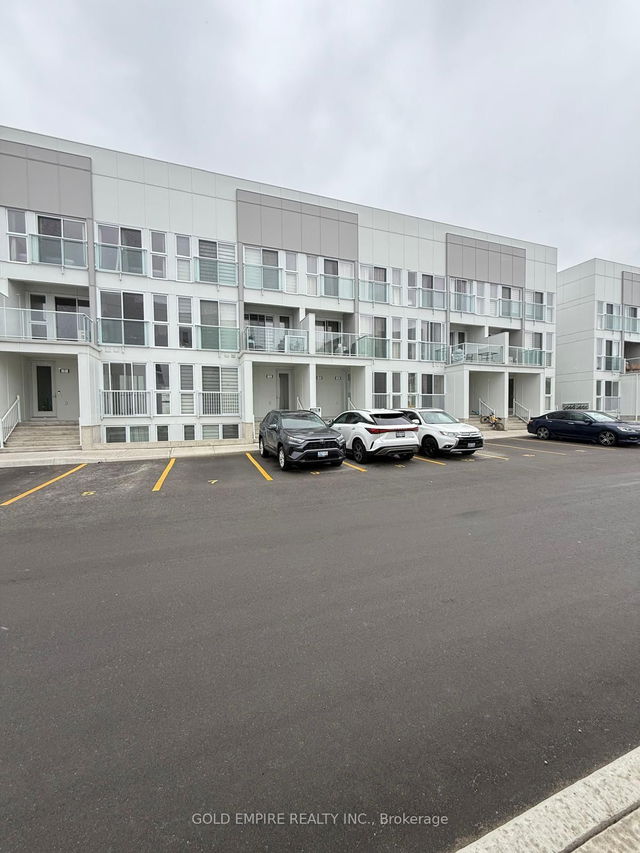 9 - 234 EDGEVALLEY Road