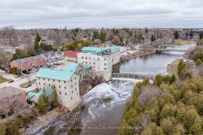 Unit 202 — 470 St Andrew St, Centre Wellington - Fergus image-0-4