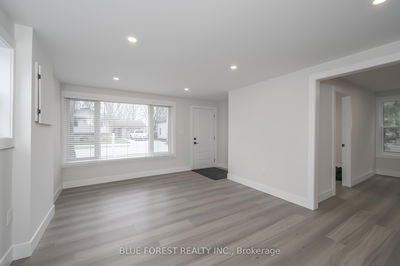 186 Victoria St, Southwest Middlesex - Glencoe image-0-2