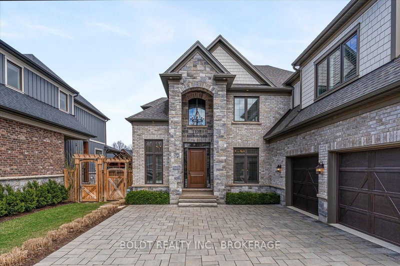 1107 Balfour St, Pelham, L0S 1C0 | Image 2