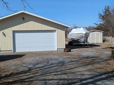 4594 Yarker Rd, Harrowsmith - Frontenac South image-0-3