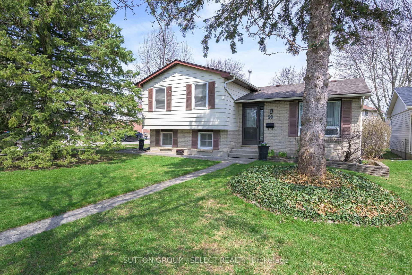 Detached House for sale at 99 Inverary Crescent, London, North I, N6G 3L7 - MLS: X12089133