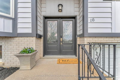 16 Settlers Dr, Kitchener -  image-0-3