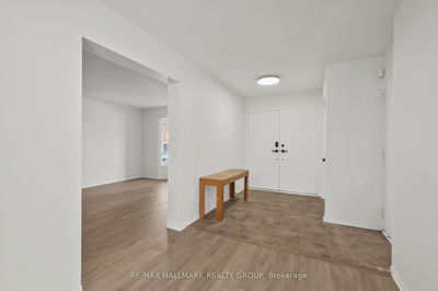 1922 Danniston Cres, Orleans - Queenswood Heights South image-0-4