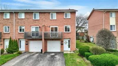 Unit 18 — 29 Heritage Dr, Hamilton - Stoney Creek image-0-1