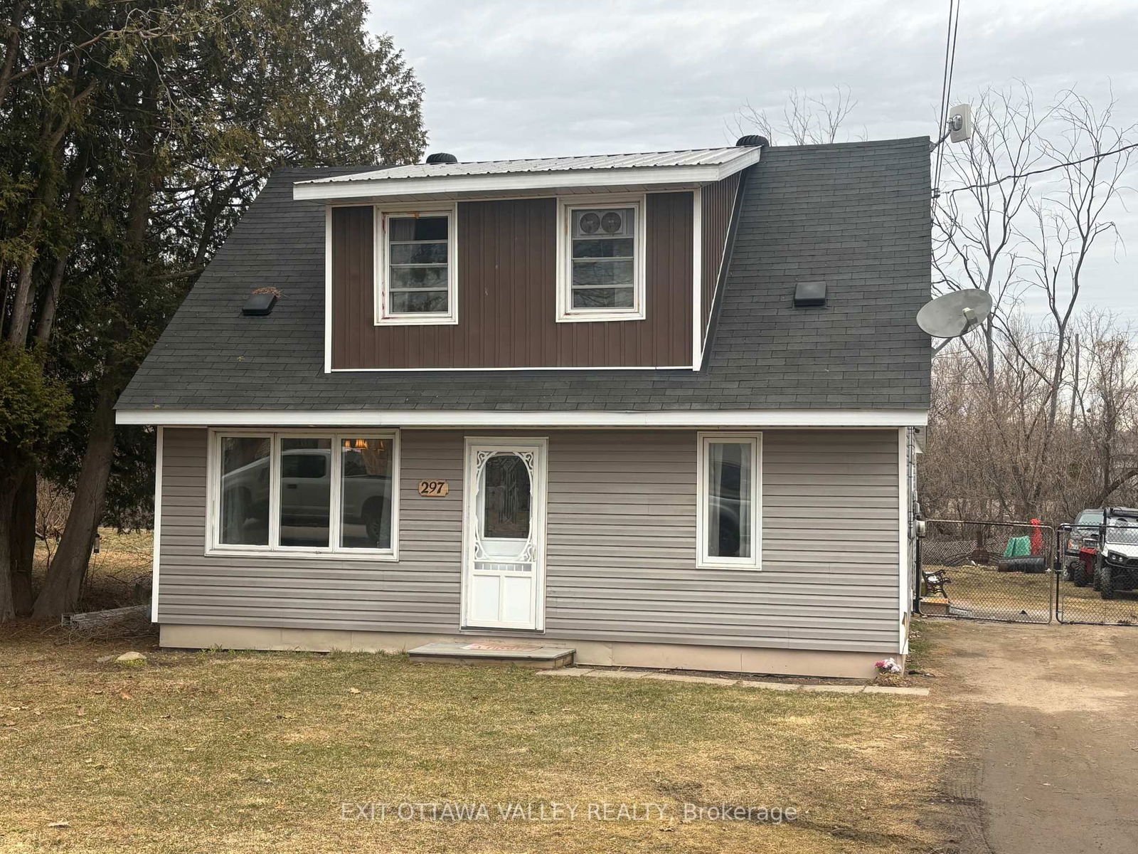 Detached House sold at 297 Julien Street, Pembroke, Pembroke, K8A 3P6 - MLS: X12089726