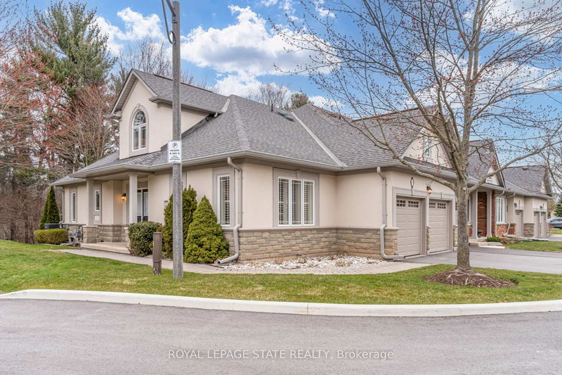 Unit 42 — 40 Wesleyan Crt, Hamilton - Ancaster image-0-0