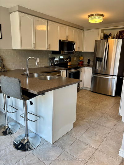 153 Tait Cres, Centre Wellington - Fergus image-0-3