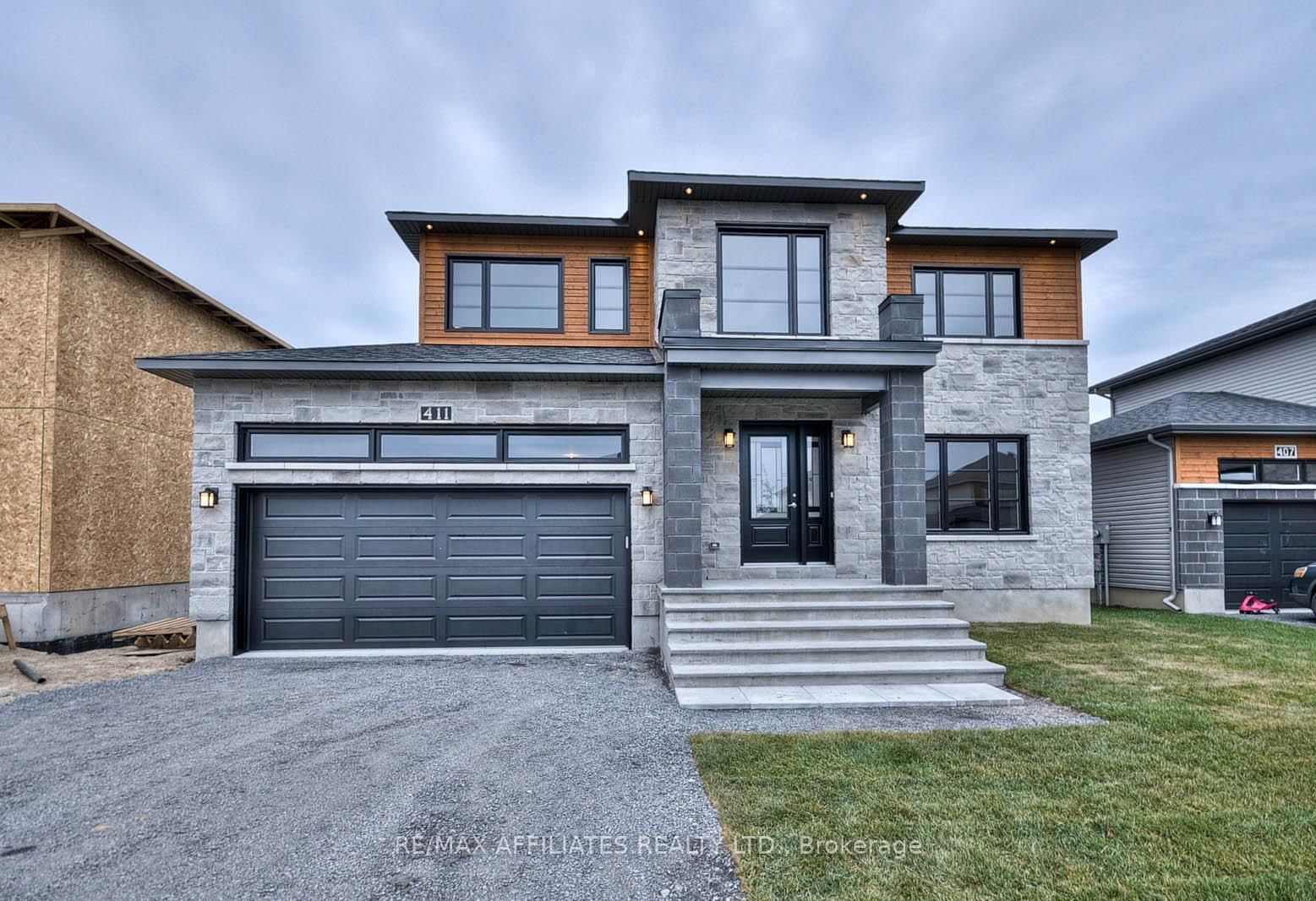 Detached House for sale at 619 Geneva Crescent, Russell, Embrun, K0A 1W0 - MLS: X12090002