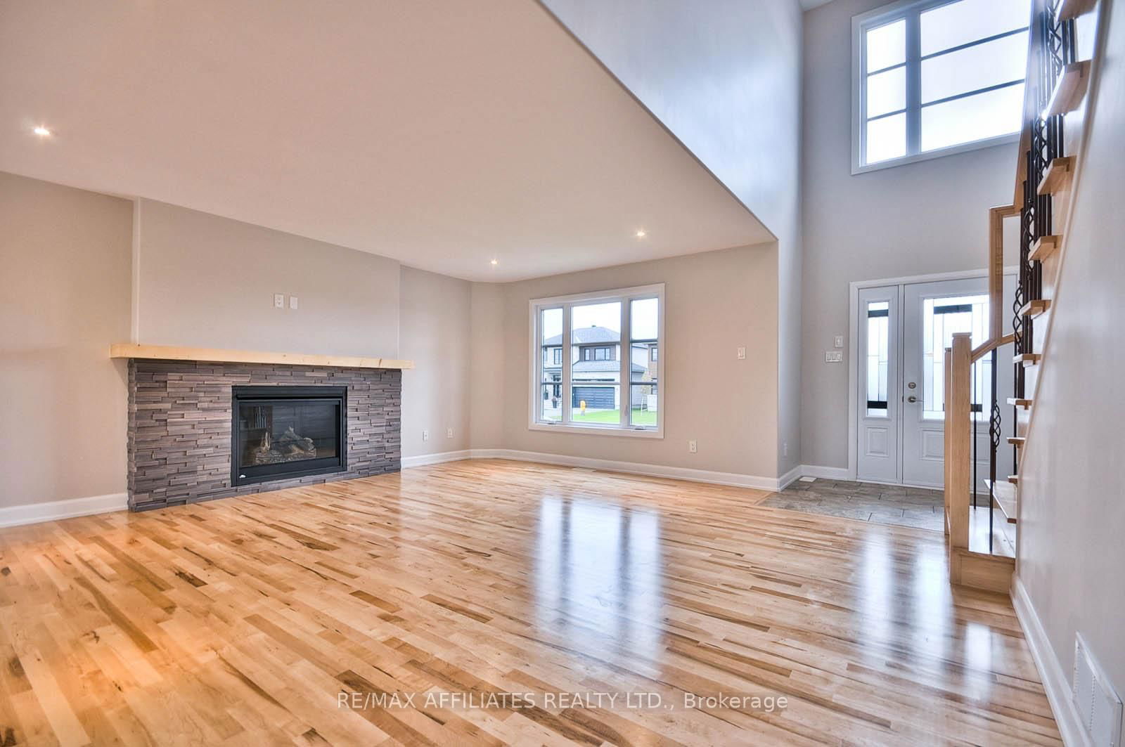 Detached House for sale at 619 Geneva Crescent, Russell, Embrun, K0A 1W0 - MLS: X12090002
