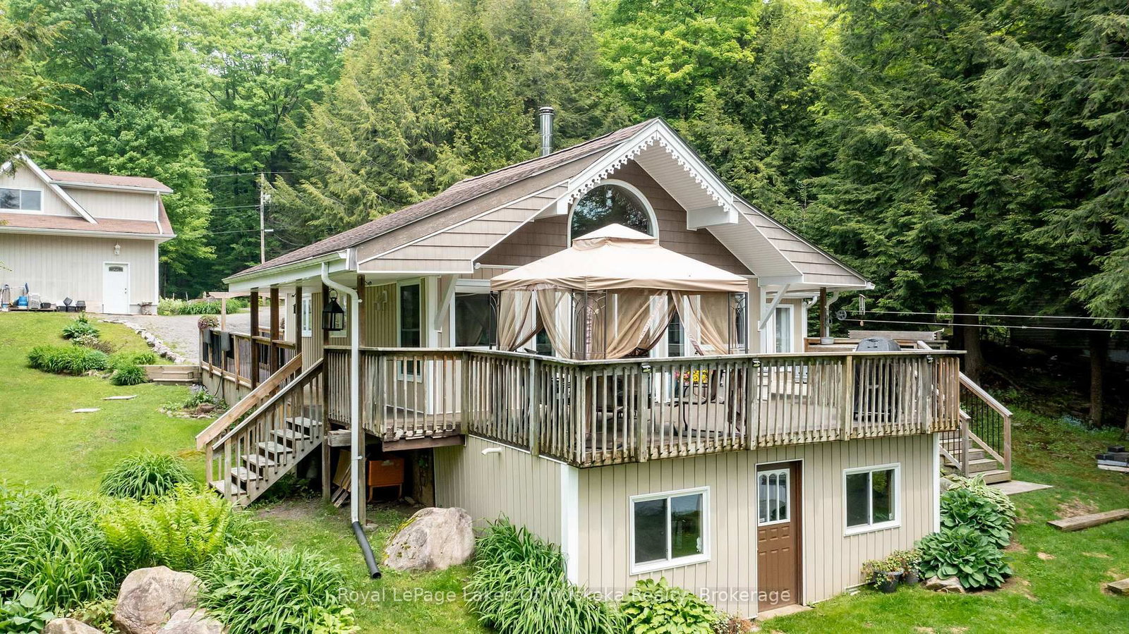 1019 Lakeshore Drive N • Bracebridge, ON photo 15