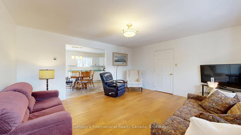 B - 103 Bruce St S, Blue Mountains, N0H 2P0 | Image 3