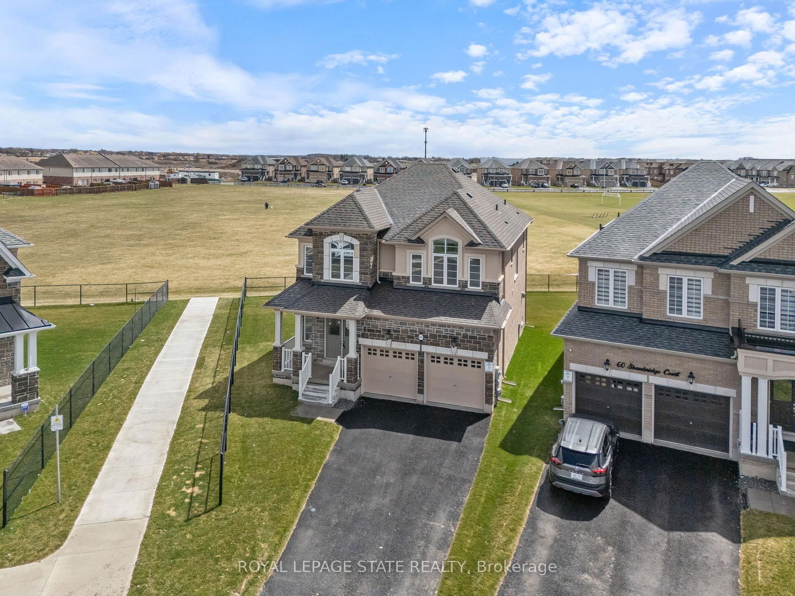 Detached House for sale at 64 Shawbridge Court, Hamilton, Stoney Creek Mountain, L8J 0J8 - MLS: X12090617
