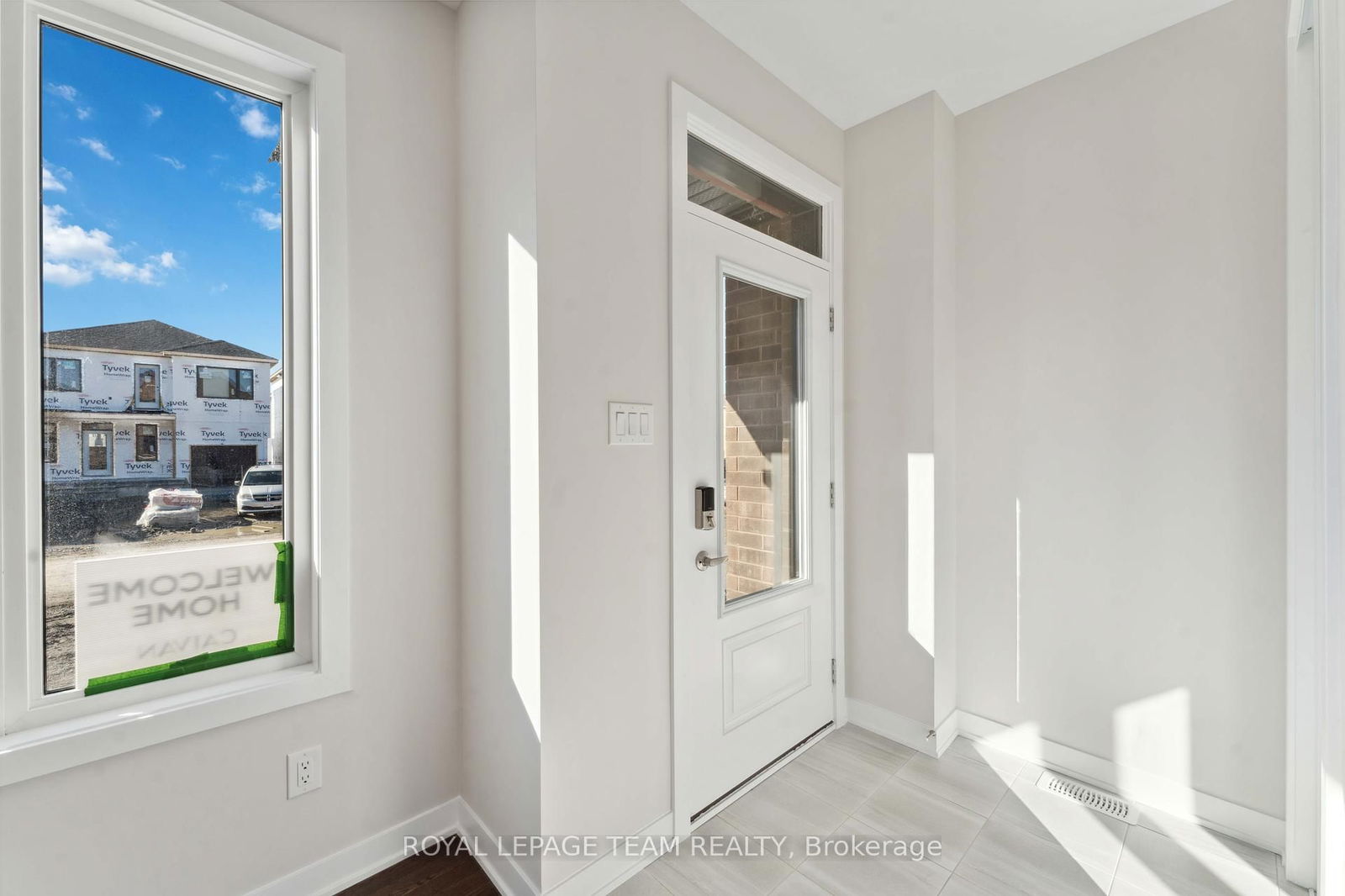 Detached House for lease at 394 Peninsula Road, Ottawa, Barrhaven - Heritage Park, K2J 7M5 - MLS: X12090665