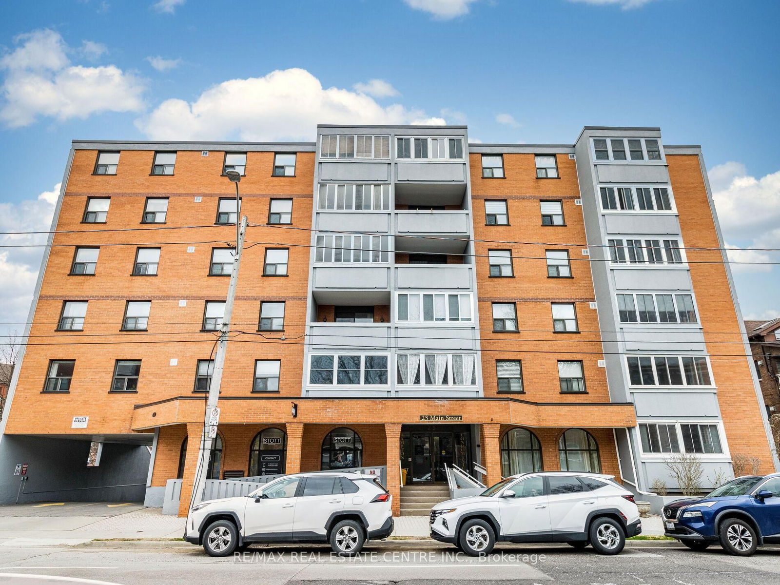 Condo for sale at 406-23 Main Street, Hamilton, Dundas, L9H 2P7 - MLS: X12090780