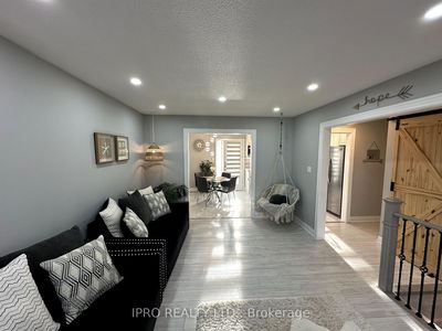 31 Stirling Macgregor Dr, Cambridge -  image-0-3