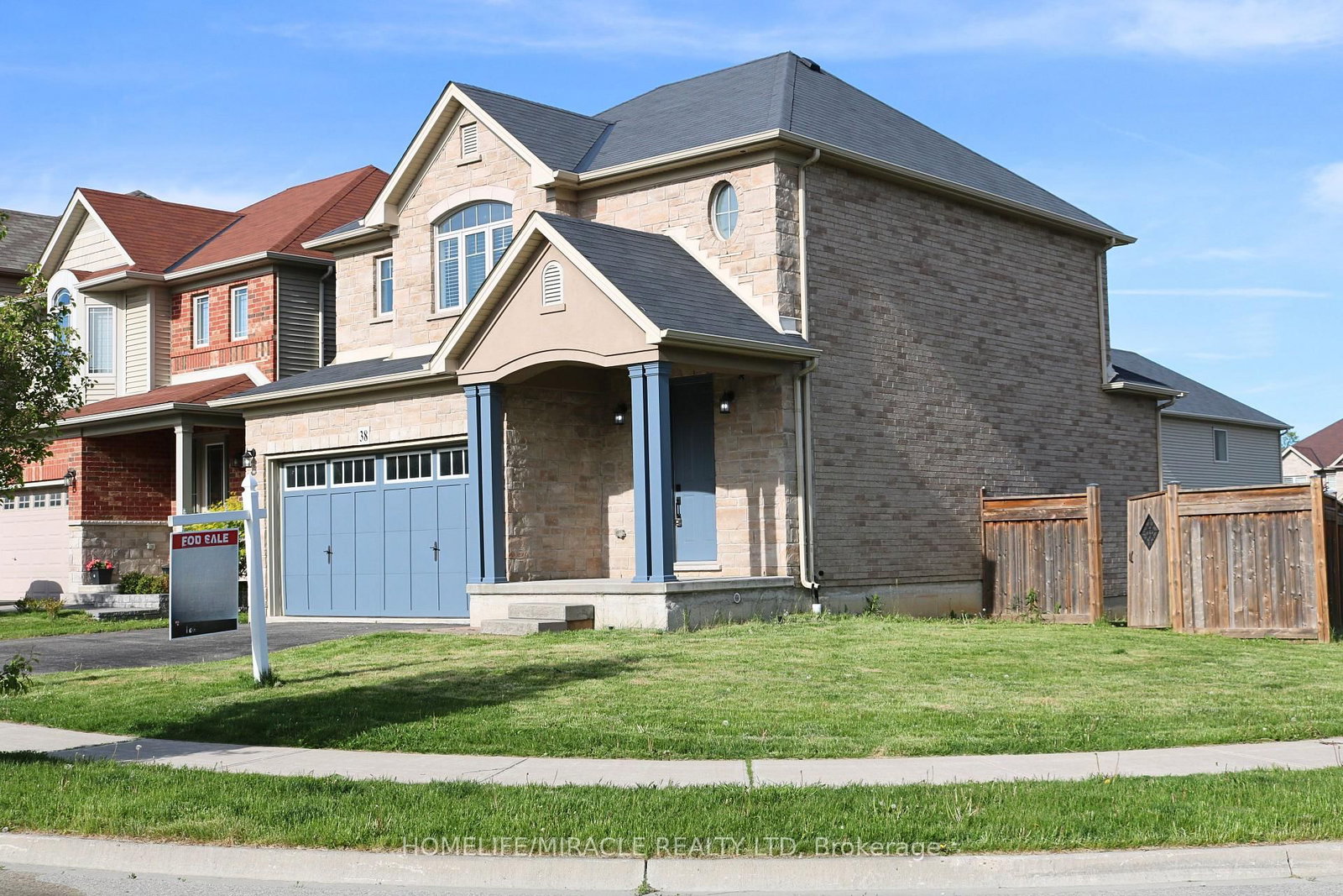 Listing Image 3
