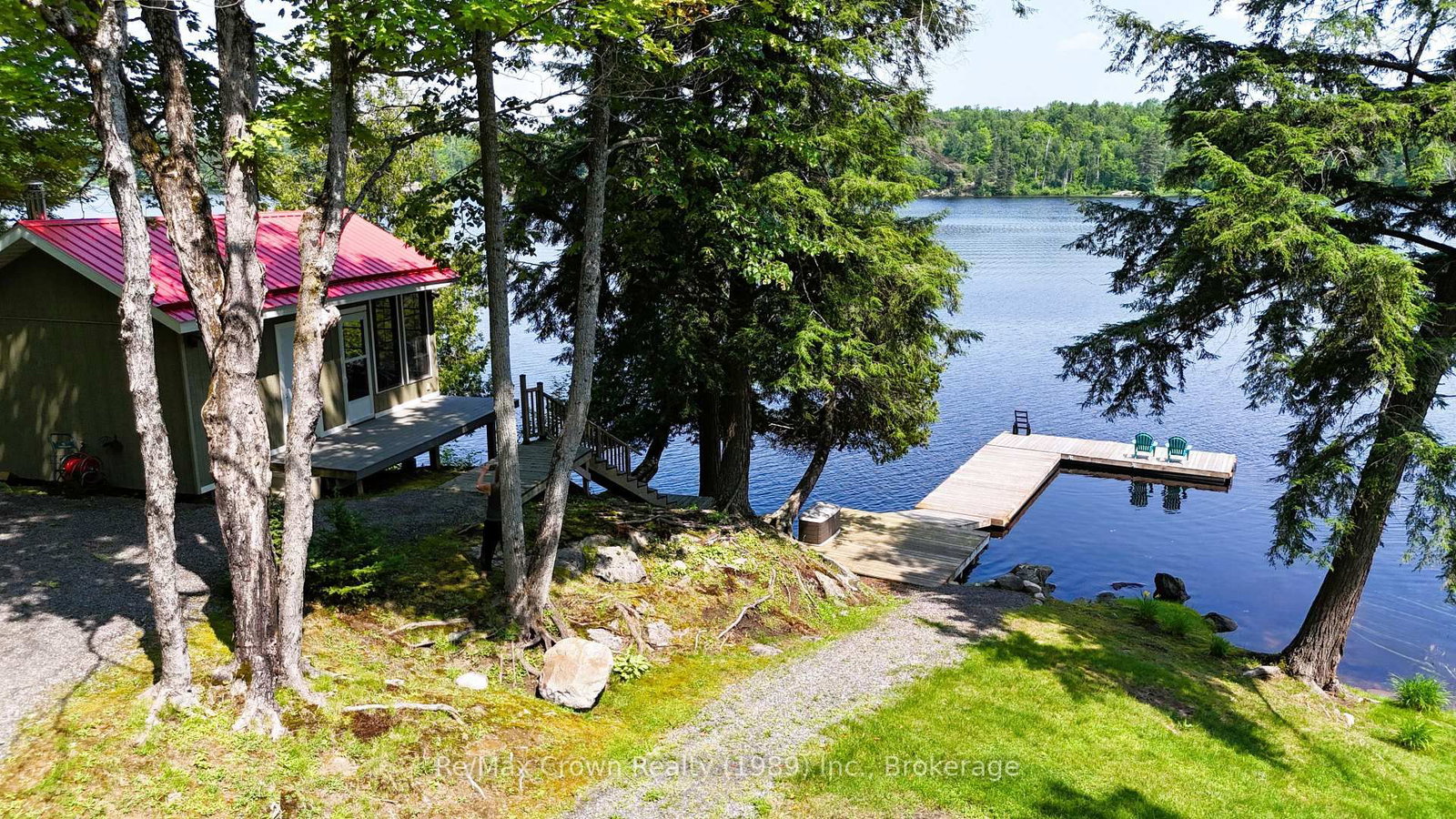 Listing Image 4