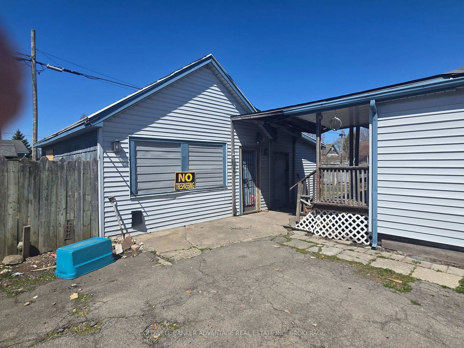 Detached House for sale at 548 Steele Street, Port Colborne, Main Street, L3K 4Y3 - MLS: X12091055