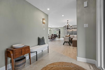 1056 Heenan Terr, Ottawa - Manotick Long Island & Nicholls Island image-0-2