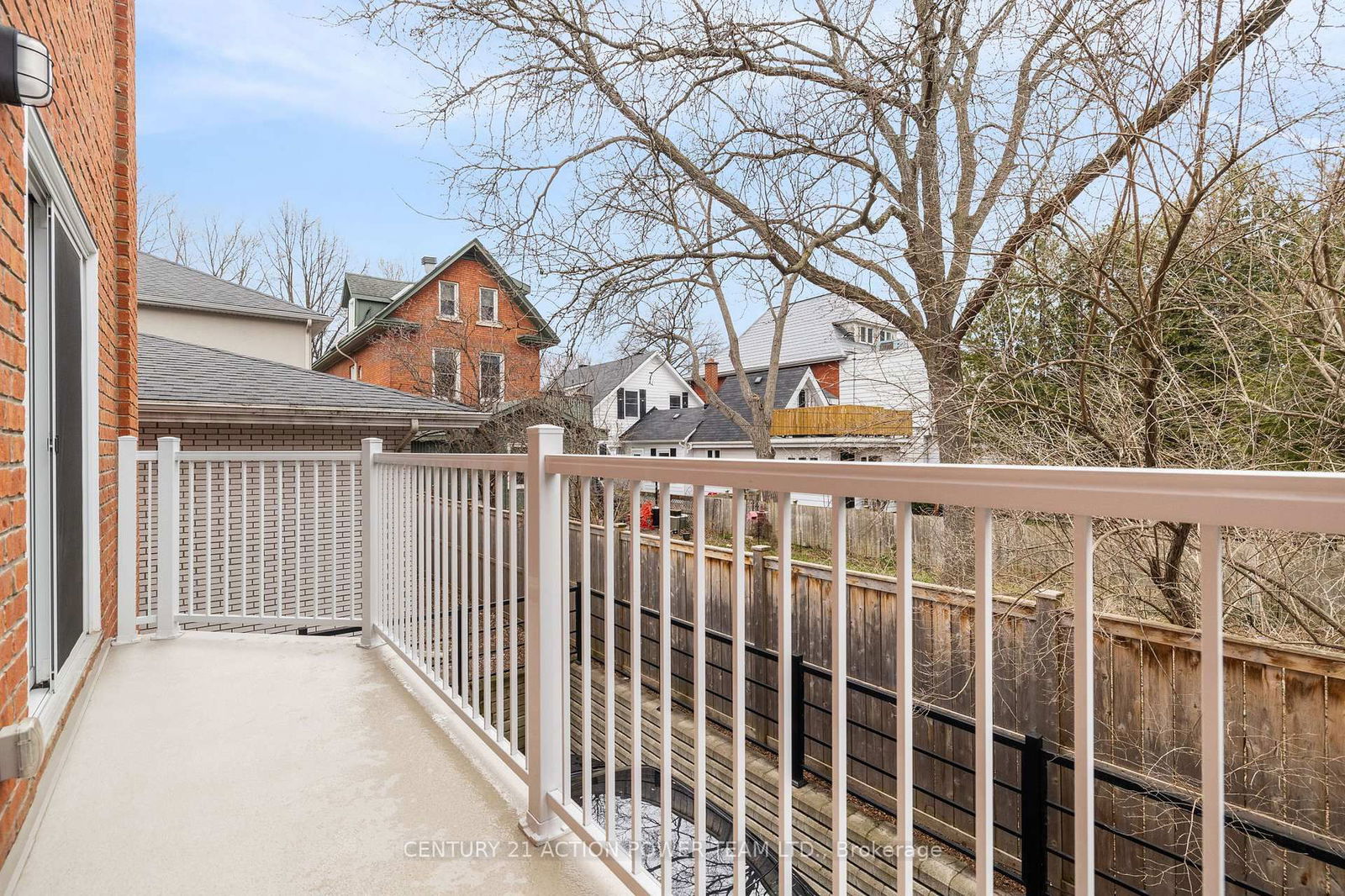 Semi-Detached House for sale at 48 Queen-Victoria Street, Ottawa, New Edinburgh, K1M 2K4 - MLS: X12091139