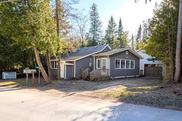 1120 King Edward Avenue