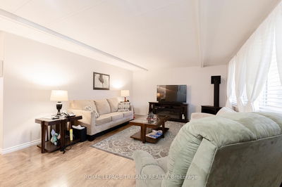 265 Pebble Beach Pkwy, South Huron - Stephen image-0-1