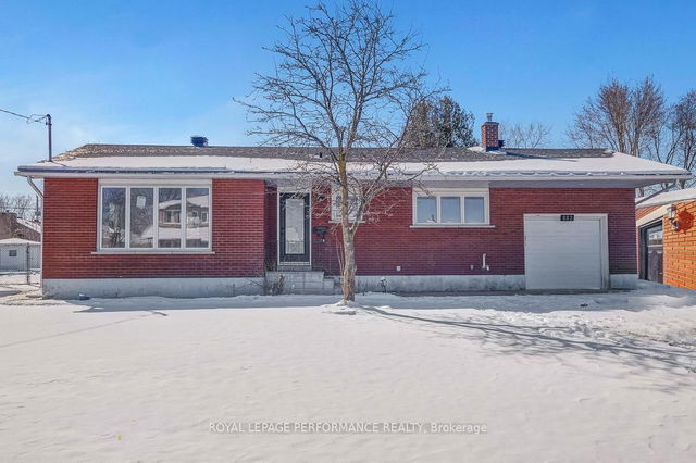 B - 882 Balsam Drive