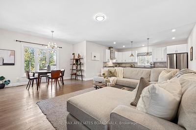 400 Cinnamon Cres, Kinburn - Fitzroy Ward (South West) image-0-3
