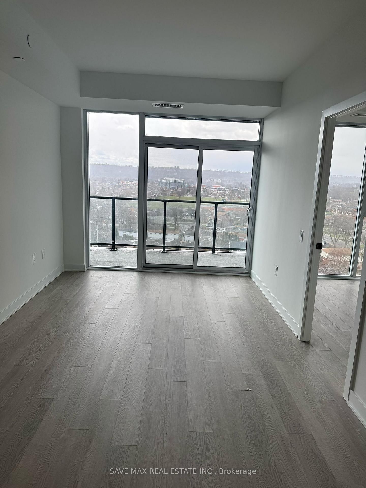 Condo for lease at 1020-2782 BARTON Street, Hamilton, Riverdale, L8E 2J8 - MLS: X12091696