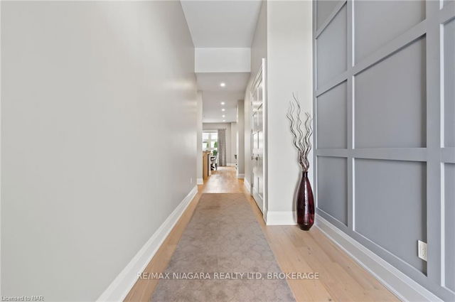 13 FRANCESCO Crescent