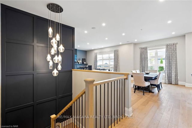 13 FRANCESCO Crescent