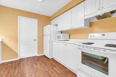 Unit 202 — 245 queen Street W — more photos