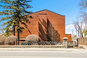 Townhouse for sale at 2-625 Richmond Road, Ottawa, Woodroffe, K2A 0G6 - MLS: X12091936