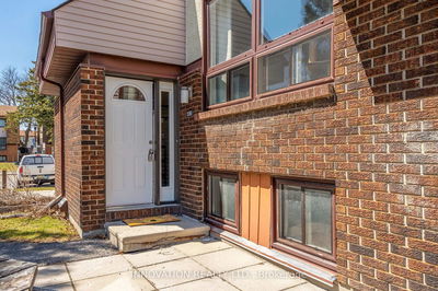 Unit B — 20 Woodvale Green, Nepean - Craig Henry/Woodvale image-0-2