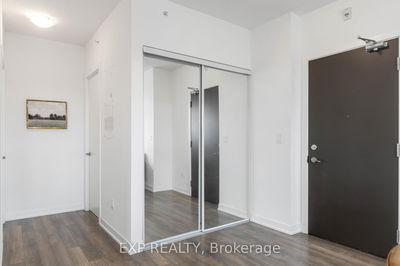 Unit 1001 — 550 North Service Rd, Grimsby - Grimsby Beach image-0-2