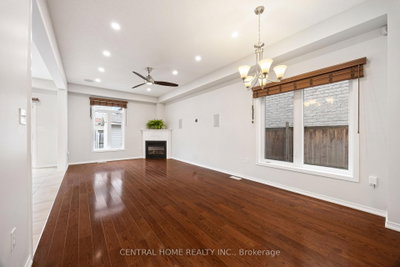 165 Palacebeach Trail — photo 6