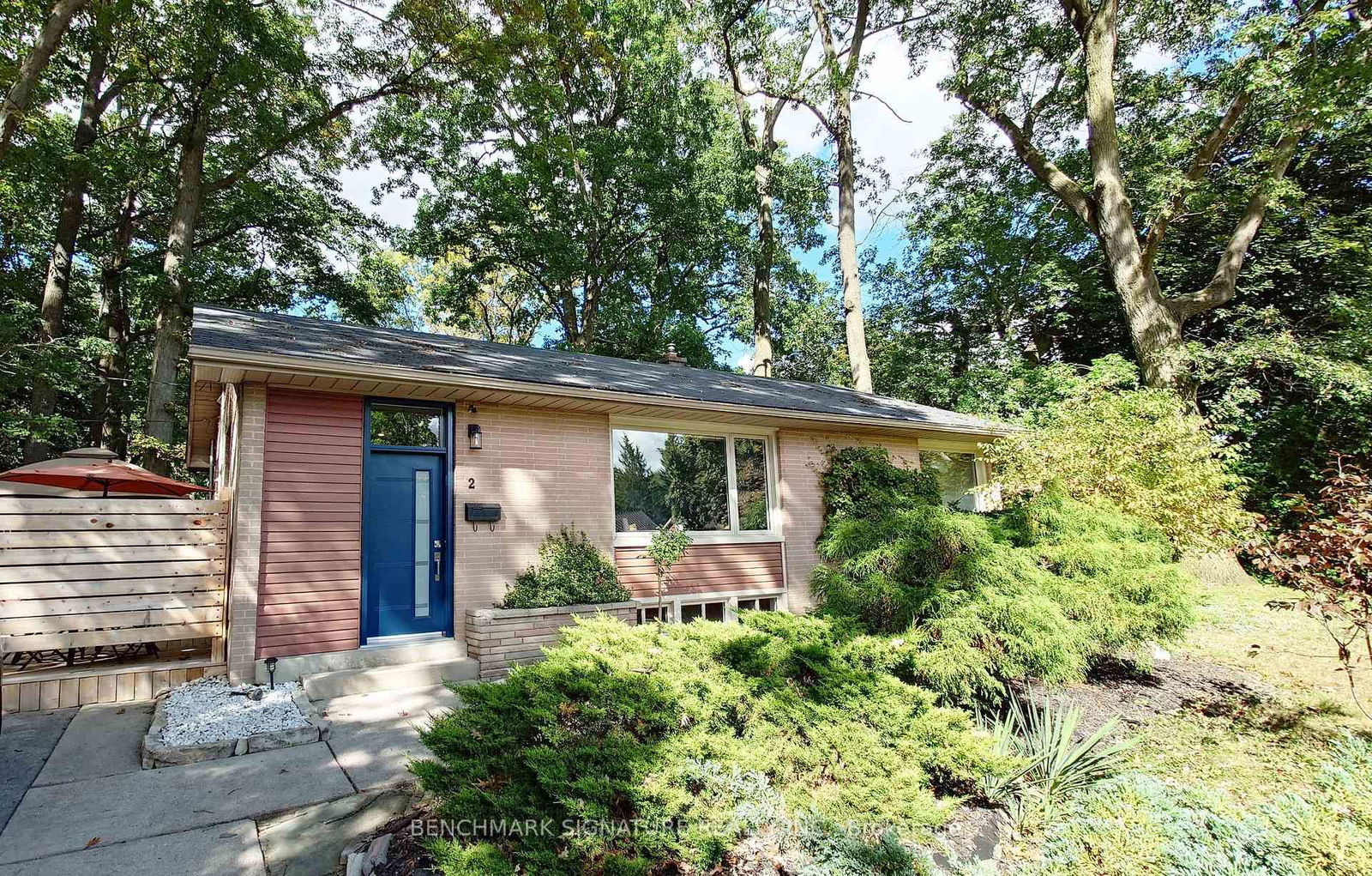 Detached House for sale at 2 ALGONQUIN Crescent, London East, East O, N5W 1N4 - MLS: X12092761