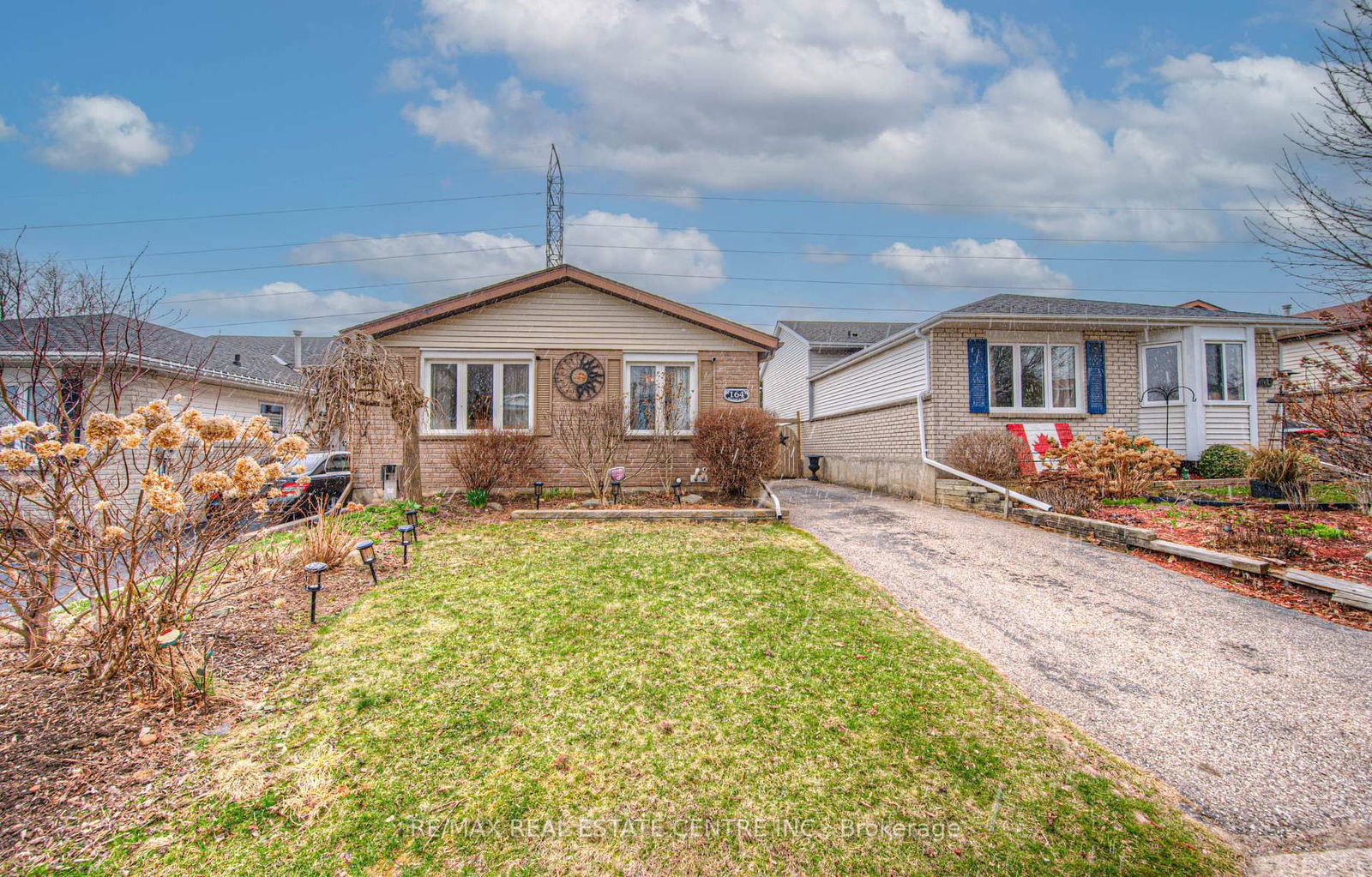 Detached House for sale at 164 Macatee Place, Cambridge, N1R 6Z8 - MLS: X12092943