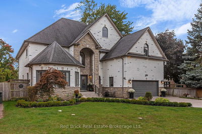 435 Country Club Dr, Windsor -  image-0-3