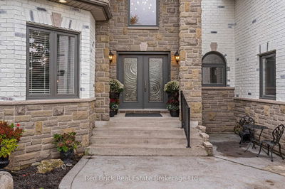 435 Country Club Dr, Windsor -  image-0-4